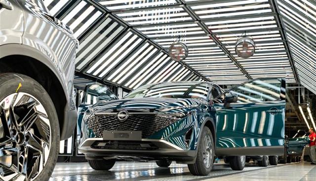 Perdite Nissan contenute grazie a tagli e strategie di rilancio globale