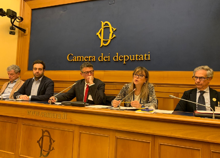 Sicurezza stradale, Fiab al tavolo della nuova proposta di legge per tutelare pedoni e ciclisti: ecco cosa prevede