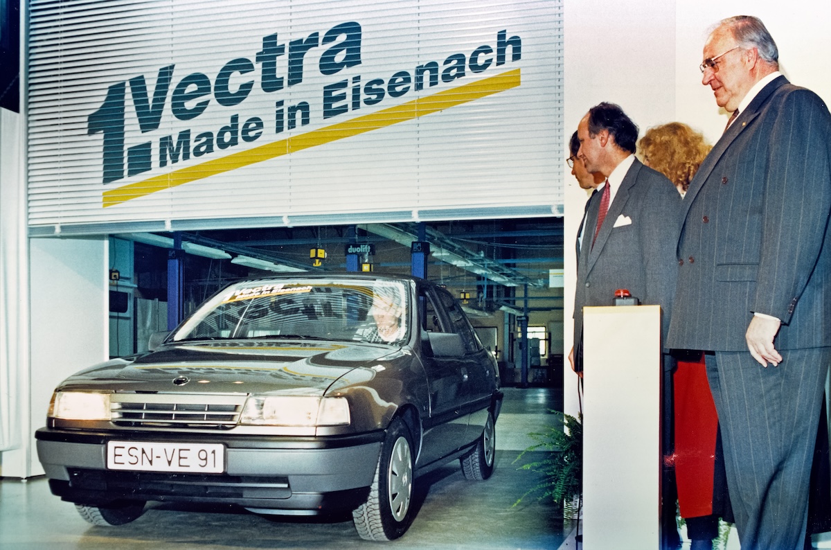 Opel Eisenach, 35 anni di industria: occupazione e investimenti al centro del Grandland