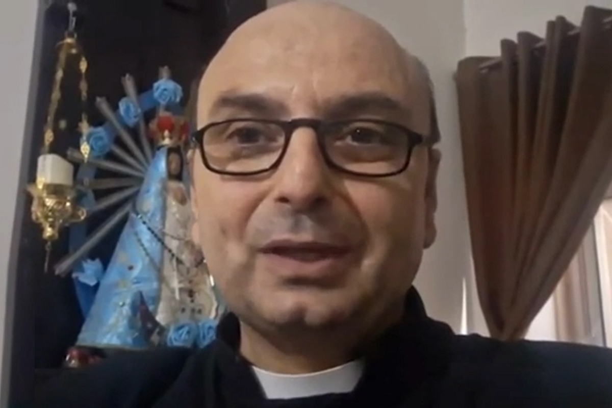 Napoli, il miracolo di San Gennaro si rinnova alle 10:07. Applausi in Duomo e il drammatico appello da Gaza: “Le armi hanno il sopravvento”
