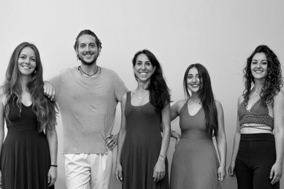 da sinitra a destra: Viola Centi, Giulia Pesole, Andrea De Siena, Laura Esposito, Maria Carmen Di Poce da sinitra a destra: Viola Centi, Giulia Pesole, Andrea De Siena, Laura Esposito, Maria Carmen Di Poce