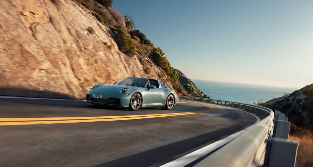 Nuova Porsche 911 Carrera 4S: tre versioni integrali da 480 CV, anche Targa e Cabriolet