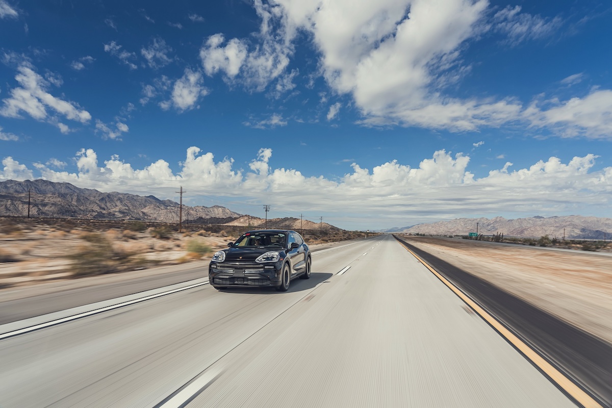 Porsche Cayenne Electric: oltre 600 km WLTP e ricarica 400 kW