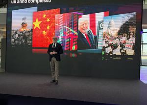 Nel 2025 Porsche supera il mercato: elettrico al 27% e 911 da record