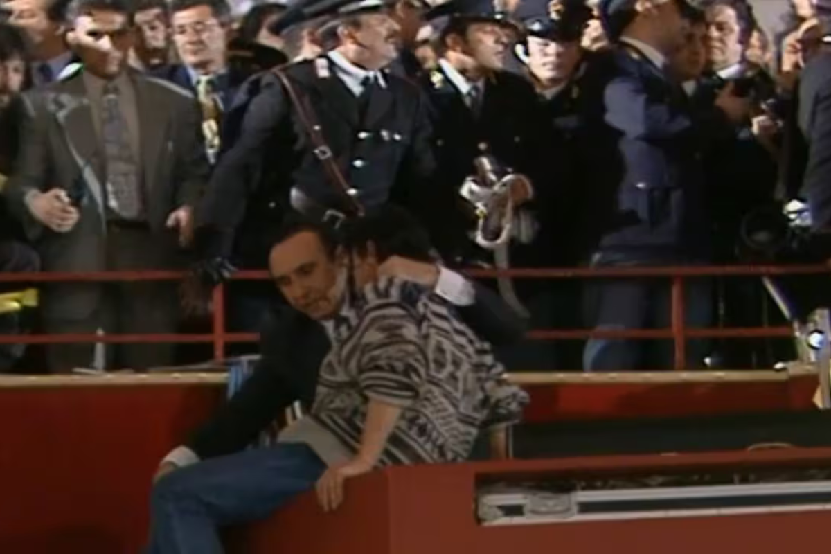 Pippo Baudo e quel suicidio sventato a Sanremo: le toccanti immagini del 1995