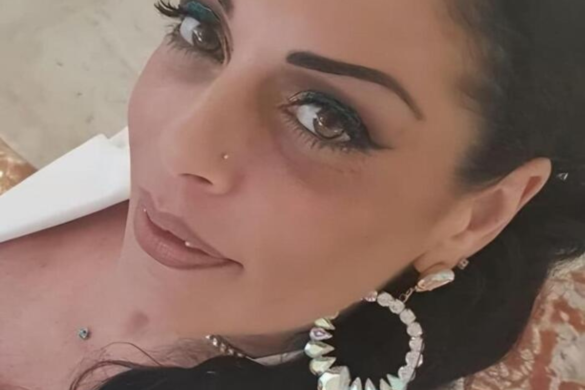 Nunzia Cappitelli trovata morta con una ferita alla testa: disposta l’autopsia. Aveva denunciato due episodi di stalking: interrogato il compagno