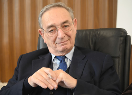 Garlasco, Carlo Taormina nuovo legale di Sempio? L'avvocato ad Affari : "Smentisco, non sono disponibile"