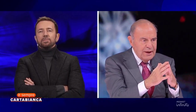 Rissa tra Scanzi e Vespa su Rete 4, lo scontro degenera: “Sei patetico”. VIDEO