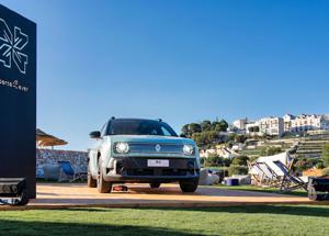 Renault R4 E-Tech Electric al Viva! Festival: icona e libertÃ  green