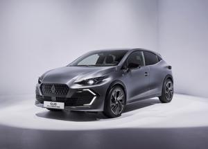 IAA 2025: Renault svela la Clio, rivoluzione ibrida da 160 cv