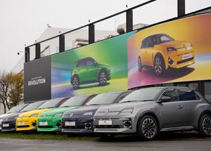 Regole UE auto 2035: Renault avanti, gli altri costruttori sotto pressione