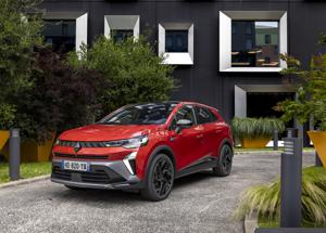 Renault Symbioz Full Hybrid: silenzio e spazio nella vita reale