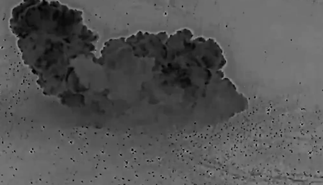 Siria, Usa colpiscono oltre 70 obiettivi Isis e uccidono 5 miliziani. Trump: "Ritorsione molto seria"