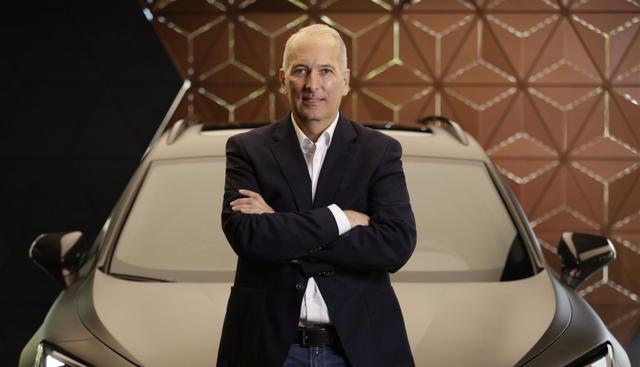 SEAT e CUPRA: Markus Haupt confermato CEO, svolta elettrica