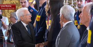 Sergio Mattarella premi giocatori pallavolo