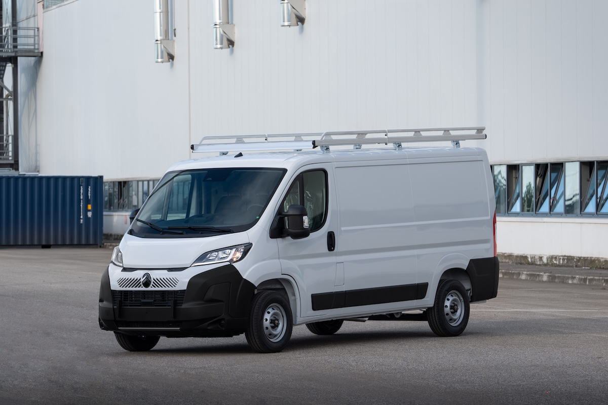 https://www.affaritaliani.it/static/upl2025/stel/0000/stellantis-pro-one-21.jpg