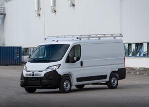 Stellantis Cargo Box BEV: ad Atessa nasce il maxi van elettrico che rivoluziona il trasporto professionale