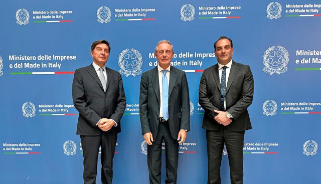 Auto e industria: accordo tra il ministro Urso e Antonio Filosa