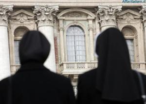 Padre Rupnik, esce la docu-serie sugli abusi alle suore: "Ti fotto per salvarti". Le testimonianze choc di chi ha subito violenze per anni