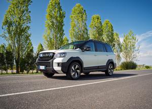 G03F Super Hybrid, la svolta di SWM: il SUV che punta dritto al cuore del segmento C