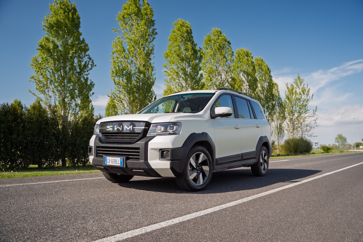G03F Super Hybrid, la svolta di SWM: il SUV che punta dritto al cuore del segmento C