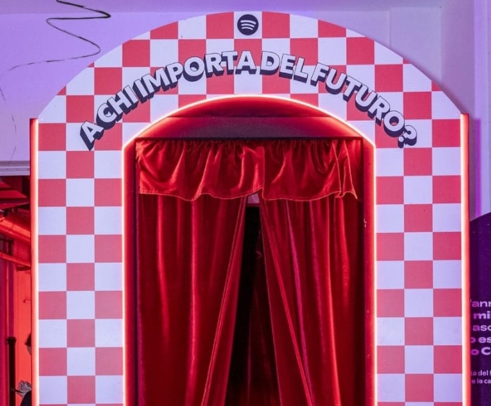 Lo "Spotify Wrapped Park" di Milano: Tarocchi di Lucio Lo "Spotify Wrapped Park" di Milano: Tarocchi di Lucio