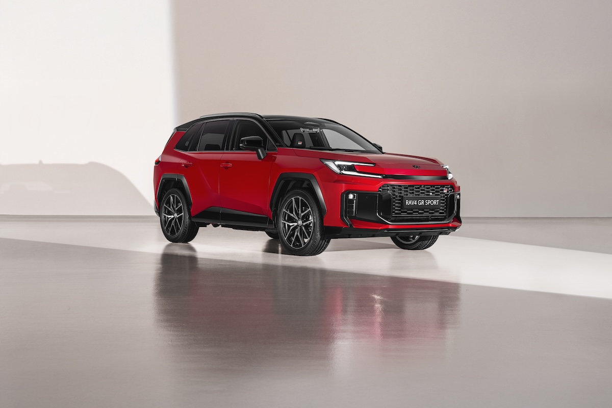 https://www.affaritaliani.it/static/upl2025/toyo/0002/toyota-rav401.jpg