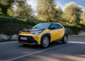 Toyota Aygo X: la rivoluzione Full Hybrid nel segmento delle citycar