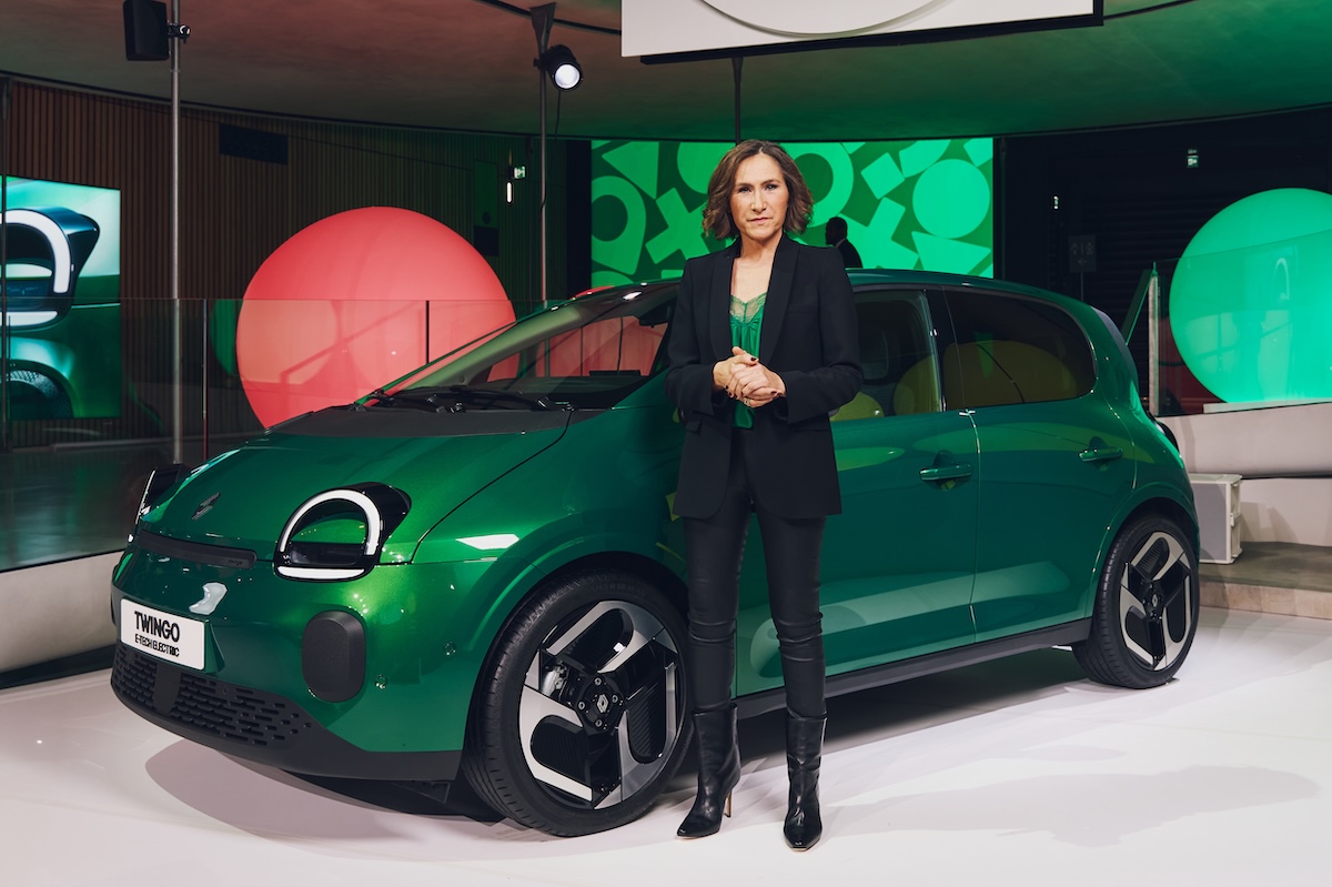 Renault Twingo Episodio 4: quando l'auto entra in linea