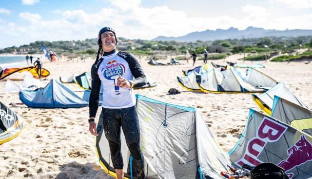 Tutta la felicità di Andrea Principi per la splendida vittoria in Sardegna (credit: Dean Treml / Red Bull Content Pool) Tutta la felicità di Andrea Principi per la splendida vittoria in Sardegna (credit: Dean Treml / Red Bull Content Pool)