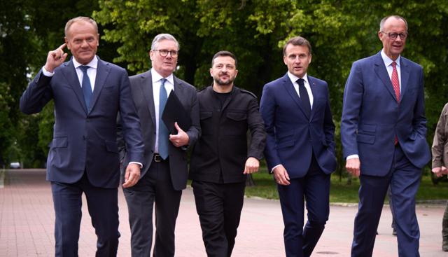 Ucraina, la call dei Volenterosi. Meloni: "Fondamentale l'unità dell'Occidente". Zelensky: "C'è bisogno delle sanzioni Usa"