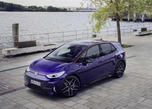 Volkswagen ID.3 GTX FIRE+ICE, 326 CV e autonomia fino a 589 km