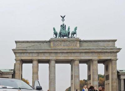 Germania: bomba esplode su un'auto a Berlino, morto autista