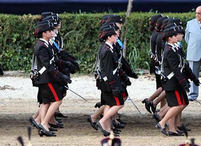 Stanze Rosa, parte la campagna dei carabinieri a difesa delle donne