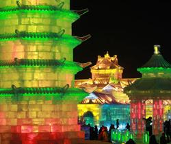 La Cina festeggia il Capodanno ed entra nell'anno del Cavallo