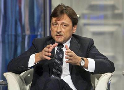 Stefàno: 'Candidato per unire il centrosinistra'