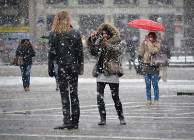 Roma nella morsa del gelo: neve a bassa quota e cristalli di ghiaccio