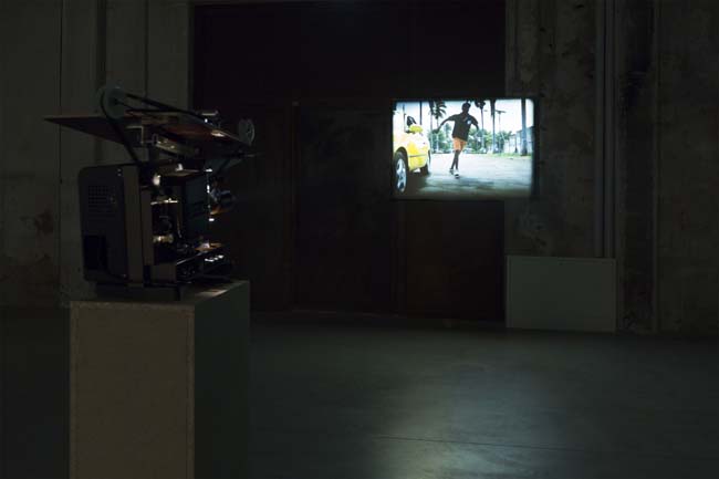 João Maria Gusmão + Pedro Paiva Papagaio Installation views Fondazione HangarBicocca, 2014 Photo by Agostino Osio Courtesy Fondazione HangarBicocca João Maria Gusmão + Pedro Paiva Papagaio Installation views Fondazione HangarBicocca, 2014 Photo by Agostino Osio Courtesy Fondazione HangarBicocca