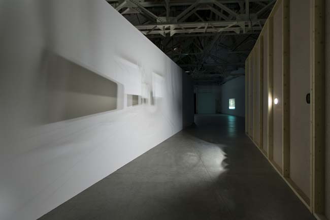João Maria Gusmão + Pedro Paiva Papagaio Installation views Fondazione HangarBicocca, 2014 Photo by Agostino Osio Courtesy Fondazione HangarBicocca João Maria Gusmão + Pedro Paiva Papagaio Installation views Fondazione HangarBicocca, 2014 Photo by Agostino Osio Courtesy Fondazione HangarBicocca