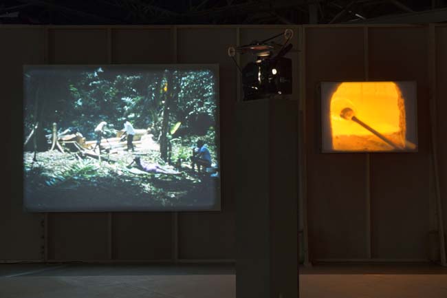 João Maria Gusmão + Pedro Paiva Papagaio Installation views Fondazione HangarBicocca, 2014 Photo by Agostino Osio Courtesy Fondazione HangarBicocca João Maria Gusmão + Pedro Paiva Papagaio Installation views Fondazione HangarBicocca, 2014 Photo by Agostino Osio Courtesy Fondazione HangarBicocca