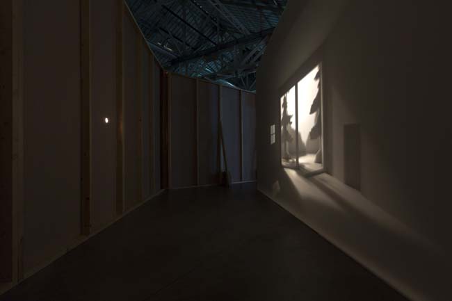 João Maria Gusmão + Pedro Paiva Papagaio Installation views Fondazione HangarBicocca, 2014 Photo by Agostino Osio Courtesy Fondazione HangarBicocca João Maria Gusmão + Pedro Paiva Papagaio Installation views Fondazione HangarBicocca, 2014 Photo by Agostino Osio Courtesy Fondazione HangarBicocca