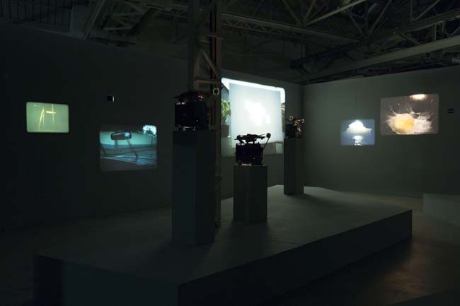 João Maria Gusmão + Pedro Paiva Papagaio Installation views Fondazione HangarBicocca, 2014 Photo by Agostino Osio Courtesy Fondazione HangarBicocca João Maria Gusmão + Pedro Paiva Papagaio Installation views Fondazione HangarBicocca, 2014 Photo by Agostino Osio Courtesy Fondazione HangarBicocca