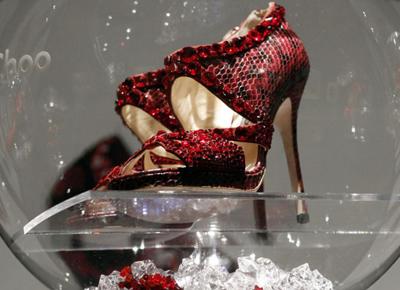 Tacchi a spillo alla borsa di Londra: Merrill Lynch per l'Ipo di Jimmy Choo