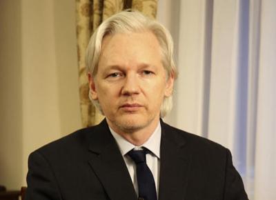 Wikileaks, Assange per ora non si consegna e accusa gli Usa