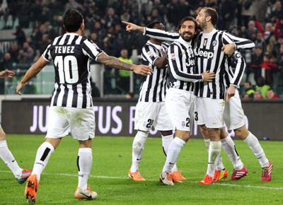 La Juve manda l'Inter ko. Mazzarri: "Noi troppo leziosi"