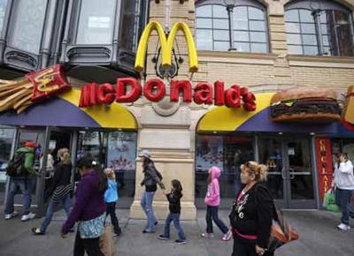 L'hamburger non basta più: McDonald's si adatta ai gusti dei clienti