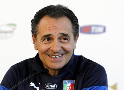 Prandelli si sfoga: "Rossi sapeva di non essere nei 23. E Destro..."
