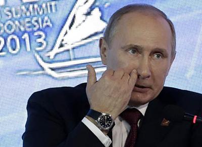 Silvio in campo per difendere Putin. Obama evoca la Nato contro Mosca