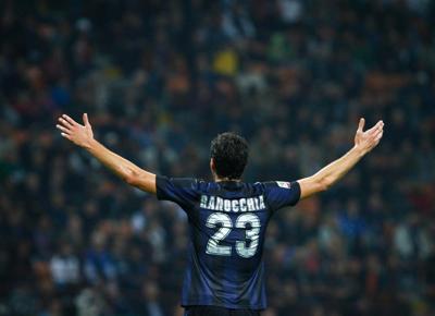 Inter, due giocatori in prestito al Bologna: Ranocchia e...