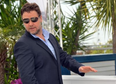 Russel Crowe, asta per il divorzio. Vende anche lʼarmatura de "Il Gladiatore"